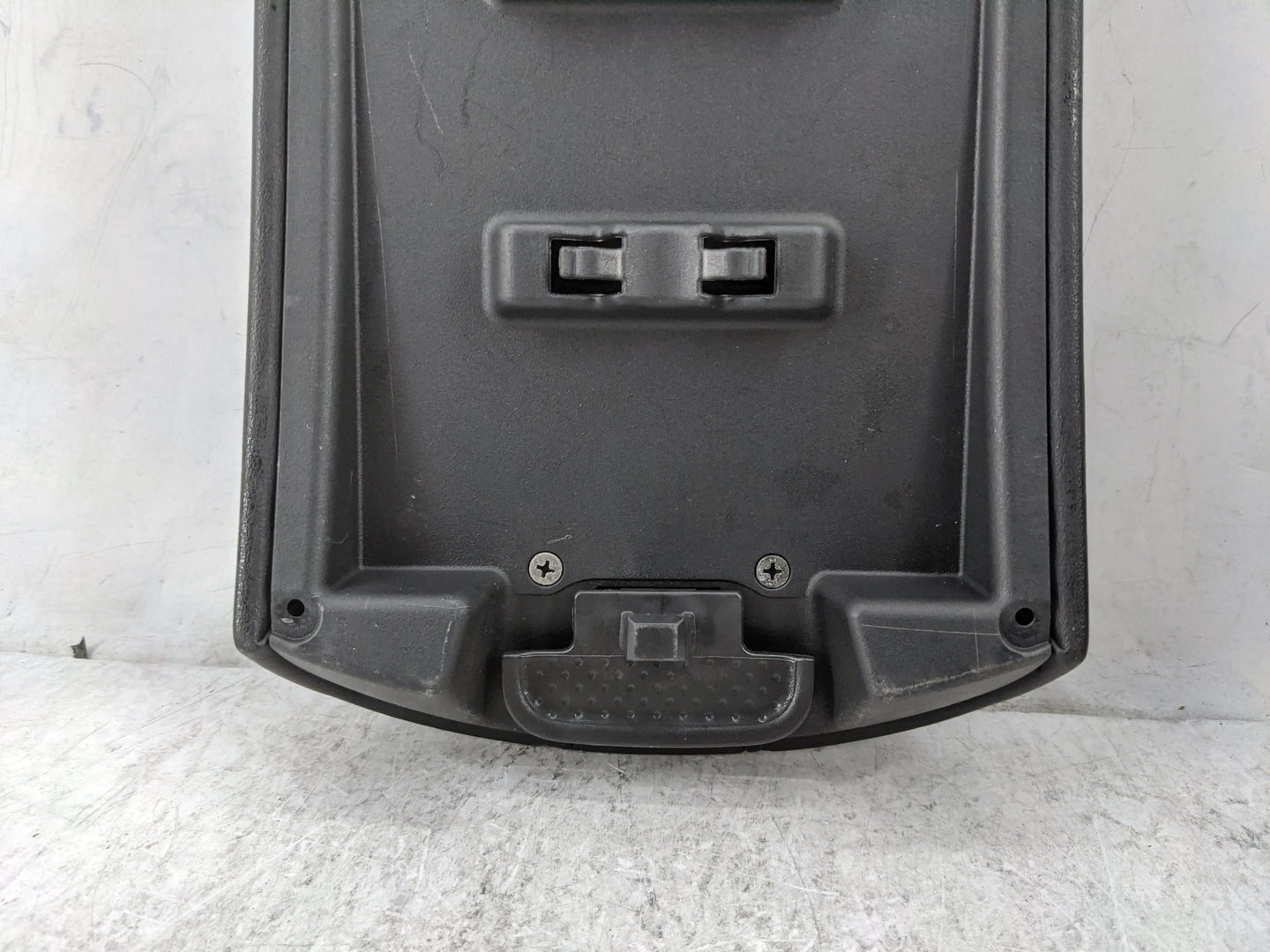 2015 Nissan X-Trail Center Console Armrest Cover Lid P/N:D520180816000035 Fits OEM Used Auto Parts - Oemusedautoparts1.com