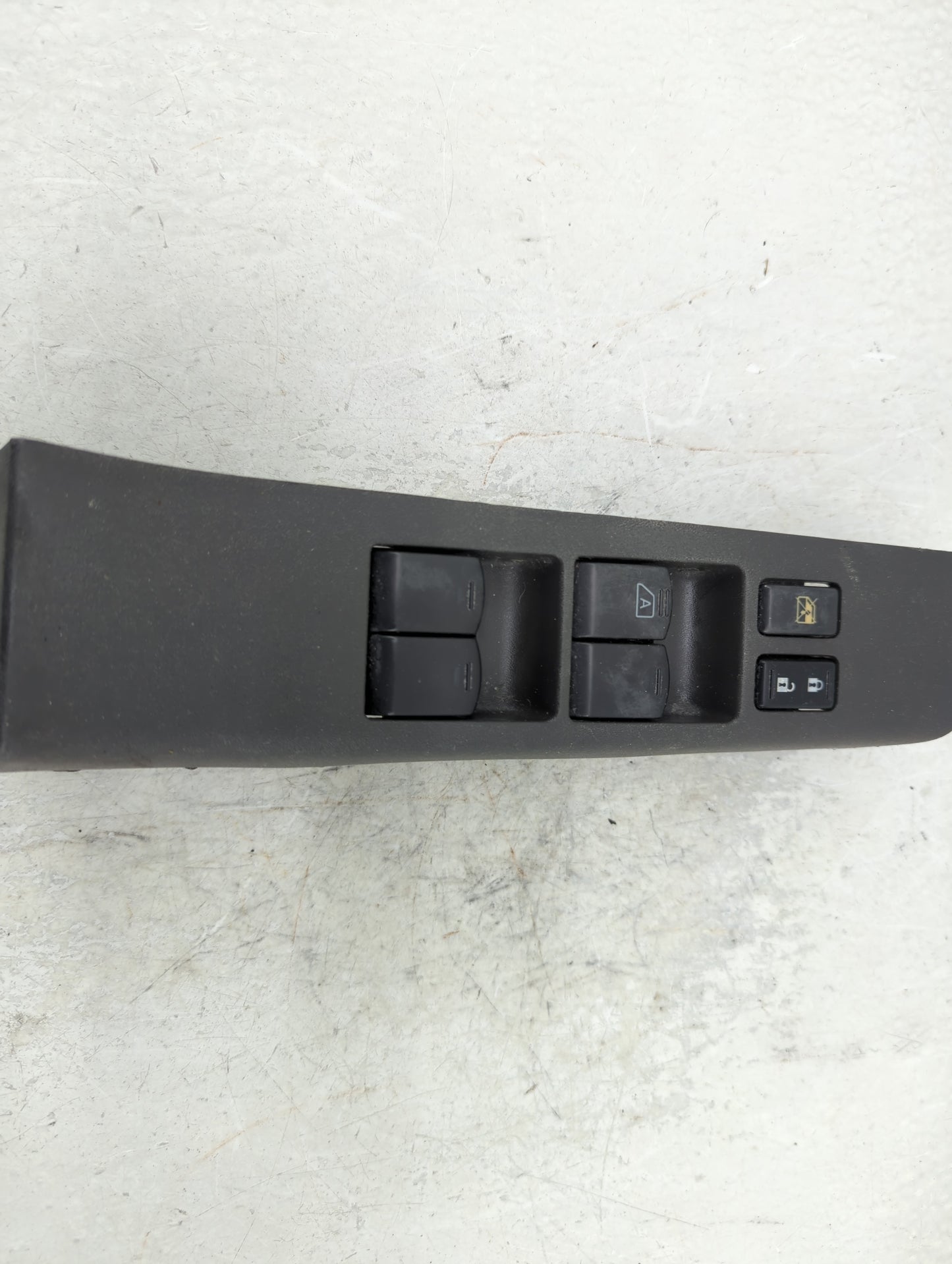 2007-2015 Nissan Xterra Master Power Window Switch Replacement Driver Side Left P/N:25401-ZP70A Fits OEM Used Auto Parts - O