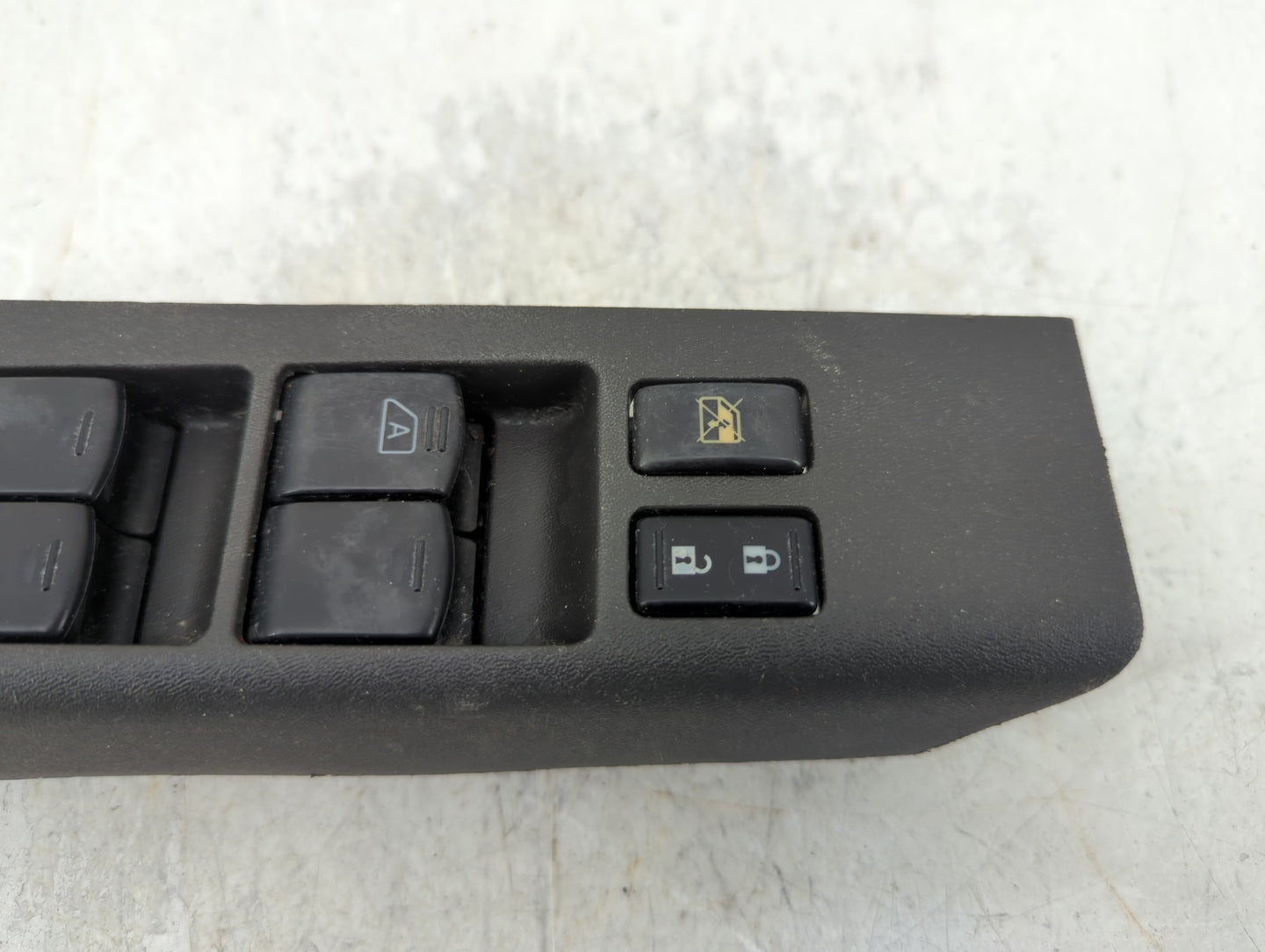 2007-2015 Nissan Xterra Master Power Window Switch Replacement Driver Side Left P/N:25401-ZP70A Fits OEM Used Auto Parts - O