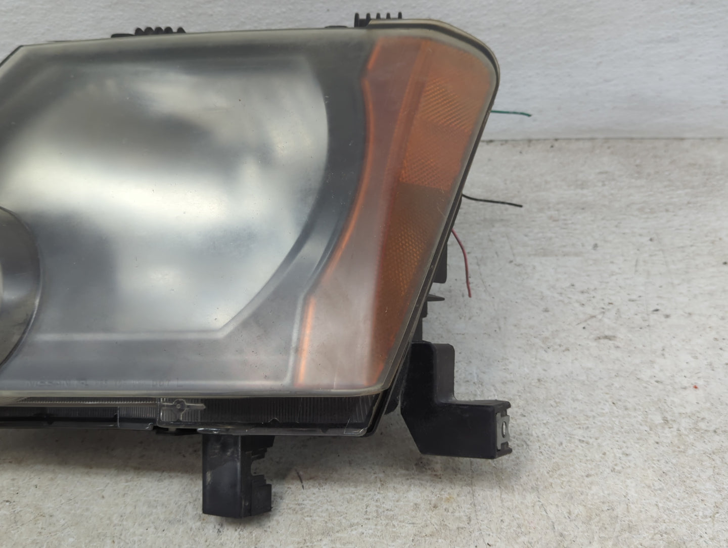 2005-2015 Nissan Xterra Driver Left Oem Head Light Headlight Lamp - Oemusedautoparts1.com