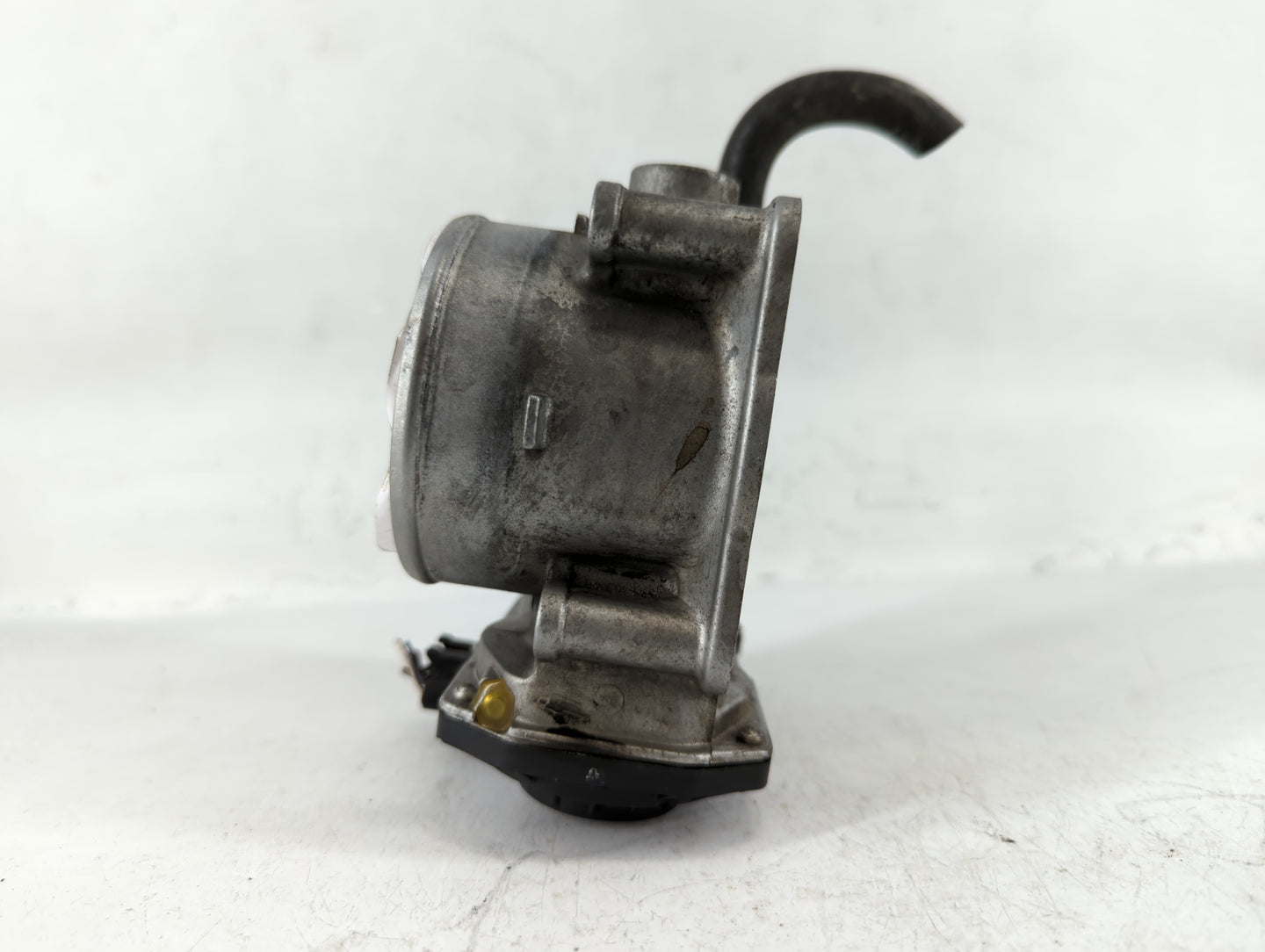 2013-2015 Nissan Xterra Throttle Body P/N:16119 7S001 Fits Fits 2012 2013 2014 2015 2016 2017 2018 2019 2020 OEM Used Auto P