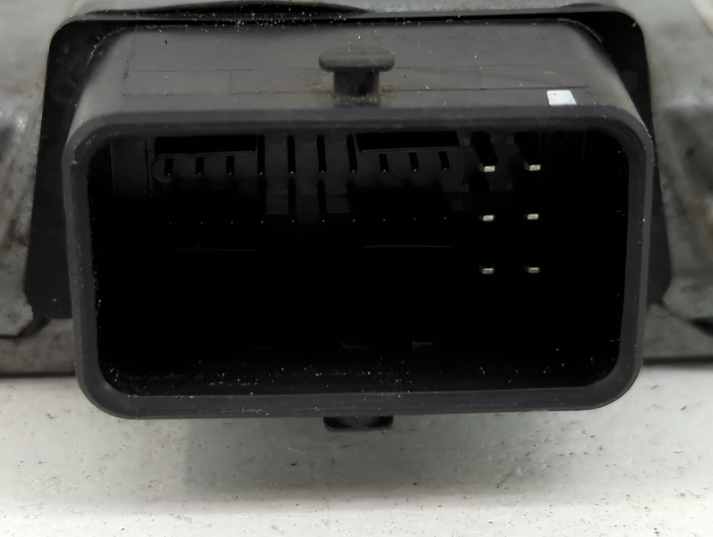 2015-2015 Nissan Rogue Transmission Control Module Tcu Tcm 31036 5hj0a - Oemusedautoparts1.com
