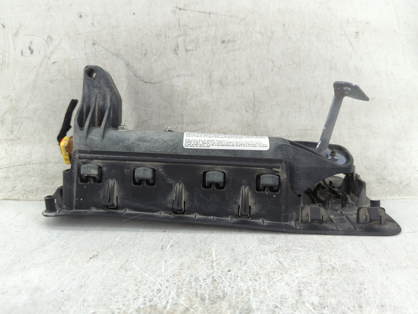 2015-2019 Porsche Macan Air Bag Driver Left Knee Oem 1465957 - Oemusedautoparts1.com