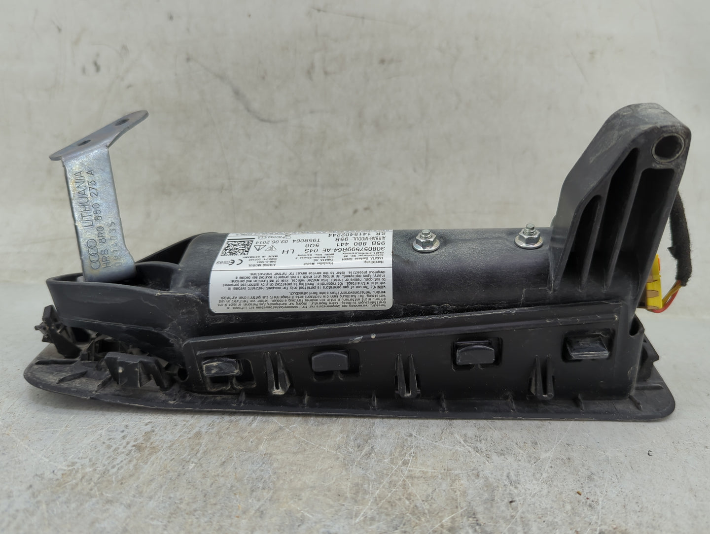 2015-2019 Porsche Macan Air Bag Driver Left Knee Oem 1465957 - Oemusedautoparts1.com