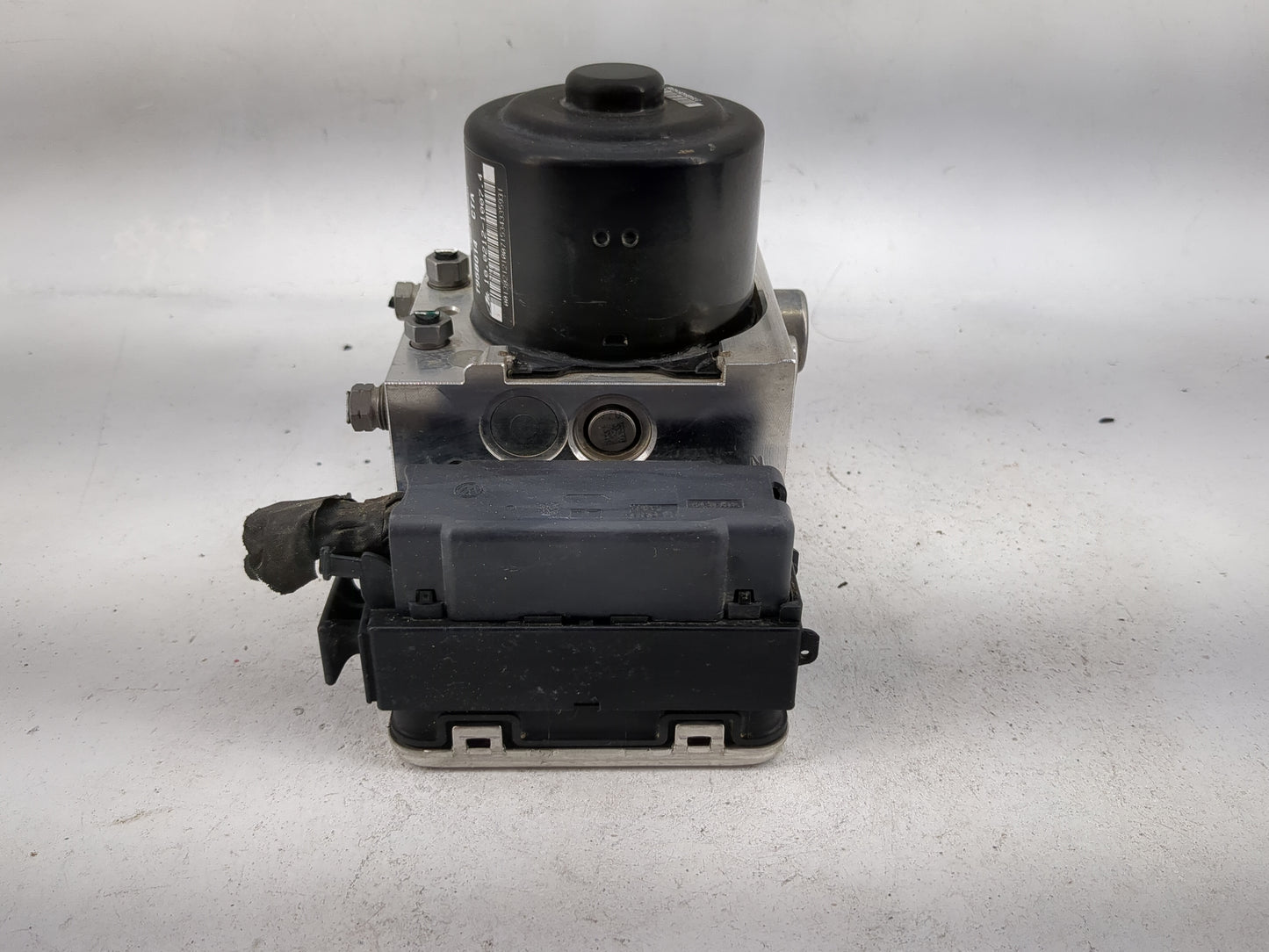 2015-2016 Porsche Macan ABS Pump Control Module Replacement P/N:95B 614 518 D T95B014, 10.0212-1007.4 Fits Fits 2015 2016 OE