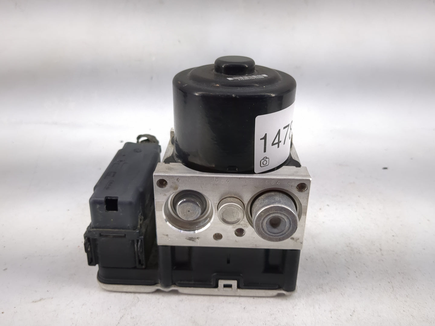 2015-2016 Porsche Macan ABS Pump Control Module Replacement P/N:95B 614 518 D T95B014, 10.0212-1007.4 Fits Fits 2015 2016 OE