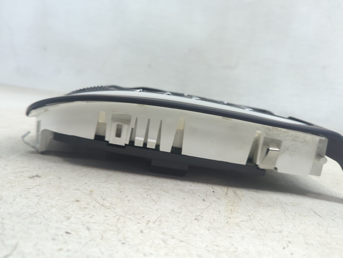 2015-2018 Porsche Macan Overhead Console W/rear Climate Control Black - Oemusedautoparts1.com