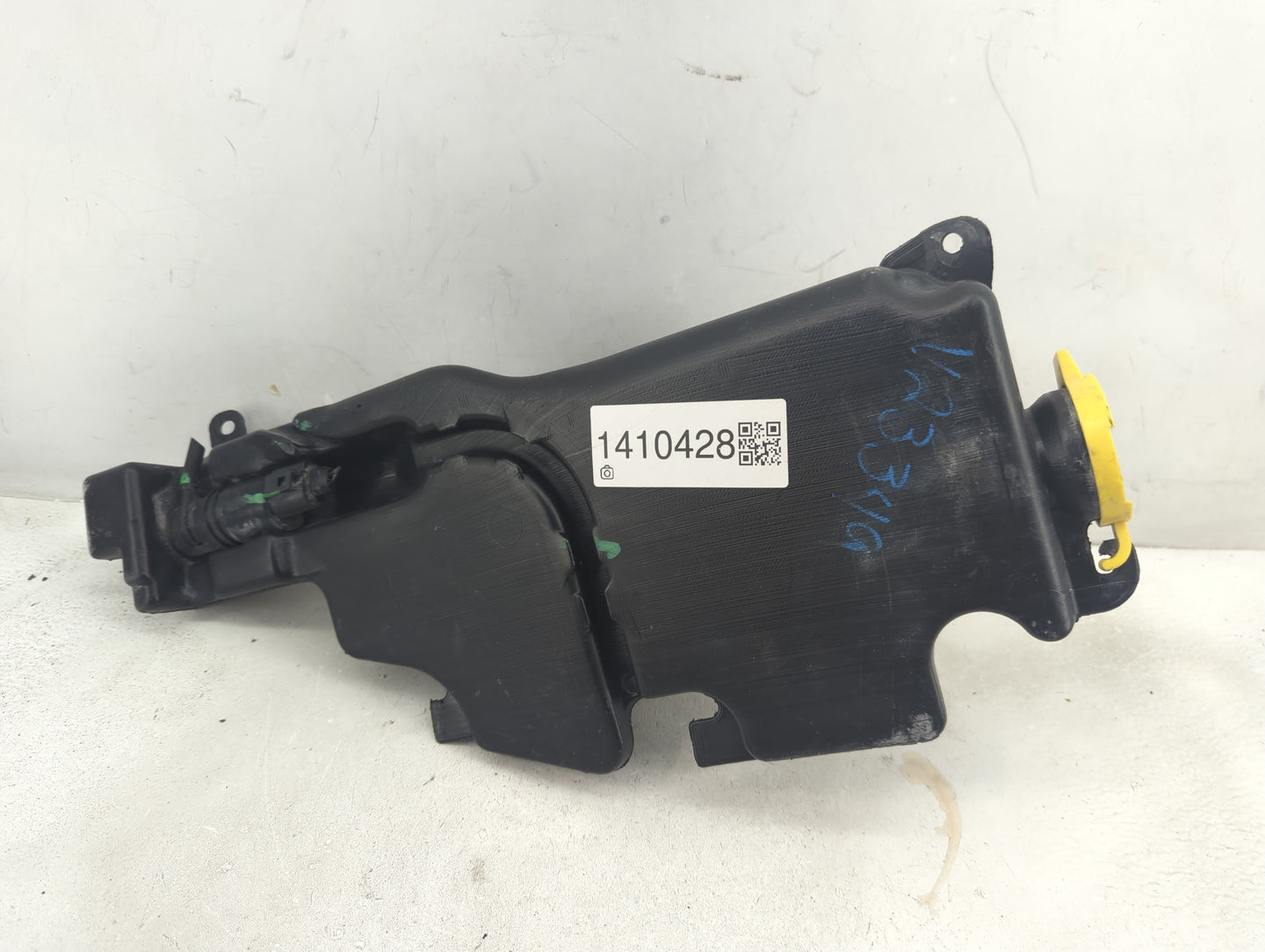 2011-2022 Ram 1500 Windshield Washer Fluid Reservoir Bottle Oem - Oemusedautoparts1.com