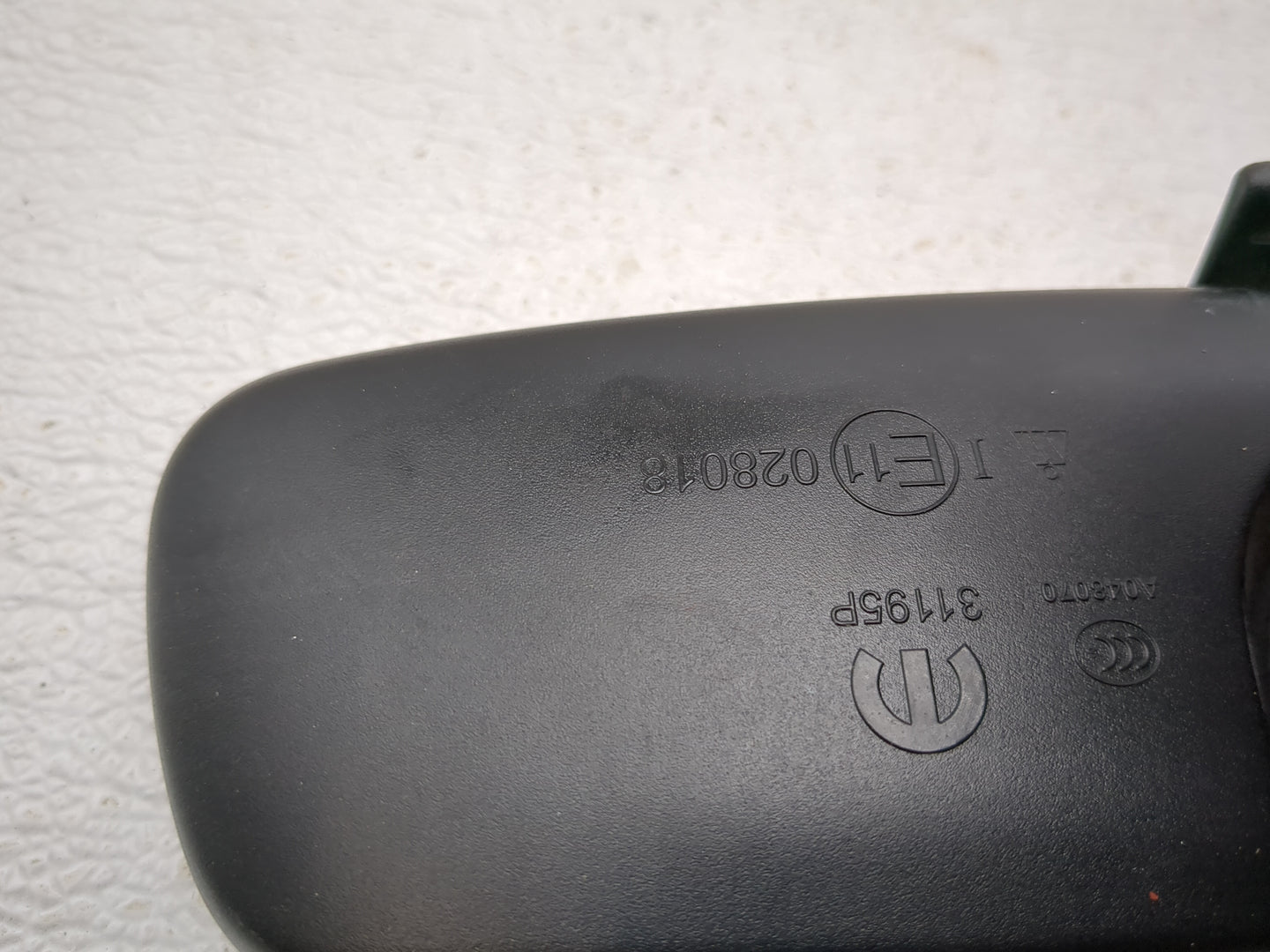 2013-2022 Ram 1500 Interior Rear View Mirror Replacement OEM P/N:E11028018 Fits OEM Used Auto Parts - Oemusedautoparts1.com