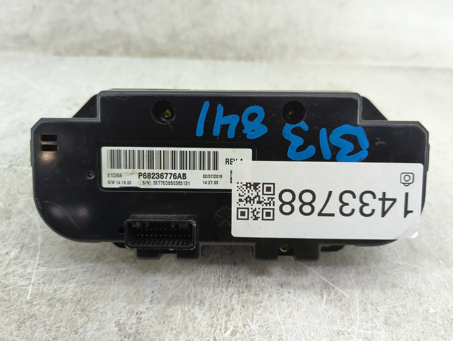 2015 Ram 1500 Climate Control Module Temperature AC/Heater Replacement P/N:P68236776AB Fits OEM Used Auto Parts - Oemusedaut