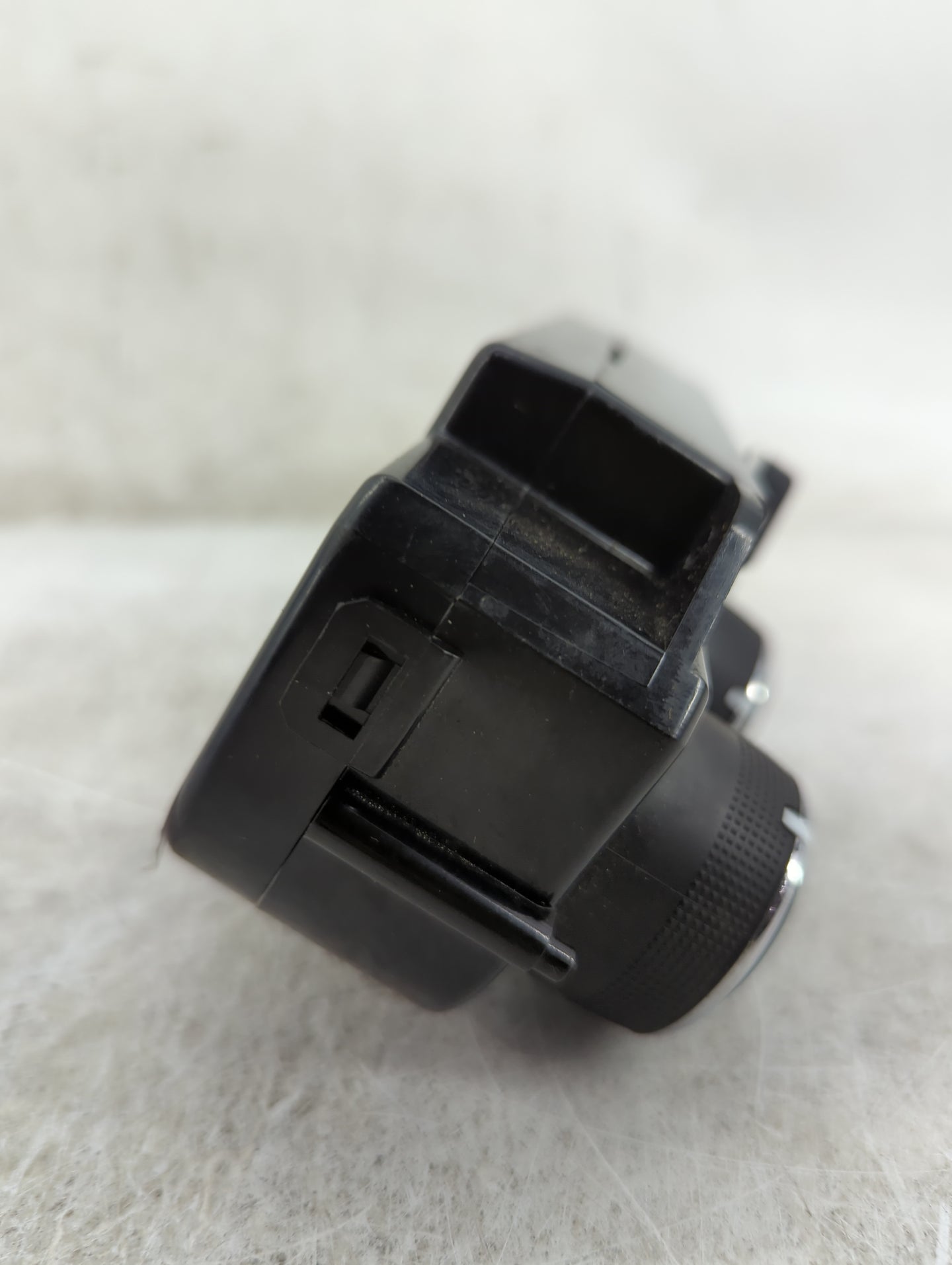2015 Ram 1500 Climate Control Module Temperature AC/Heater Replacement P/N:P68236776AB Fits OEM Used Auto Parts - Oemusedaut
