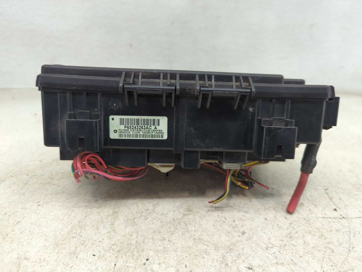 2015 Ram 1500 Fusebox Fuse Box Panel Relay Module P/N:P68243263AC Fits OEM Used Auto Parts - Oemusedautoparts1.com