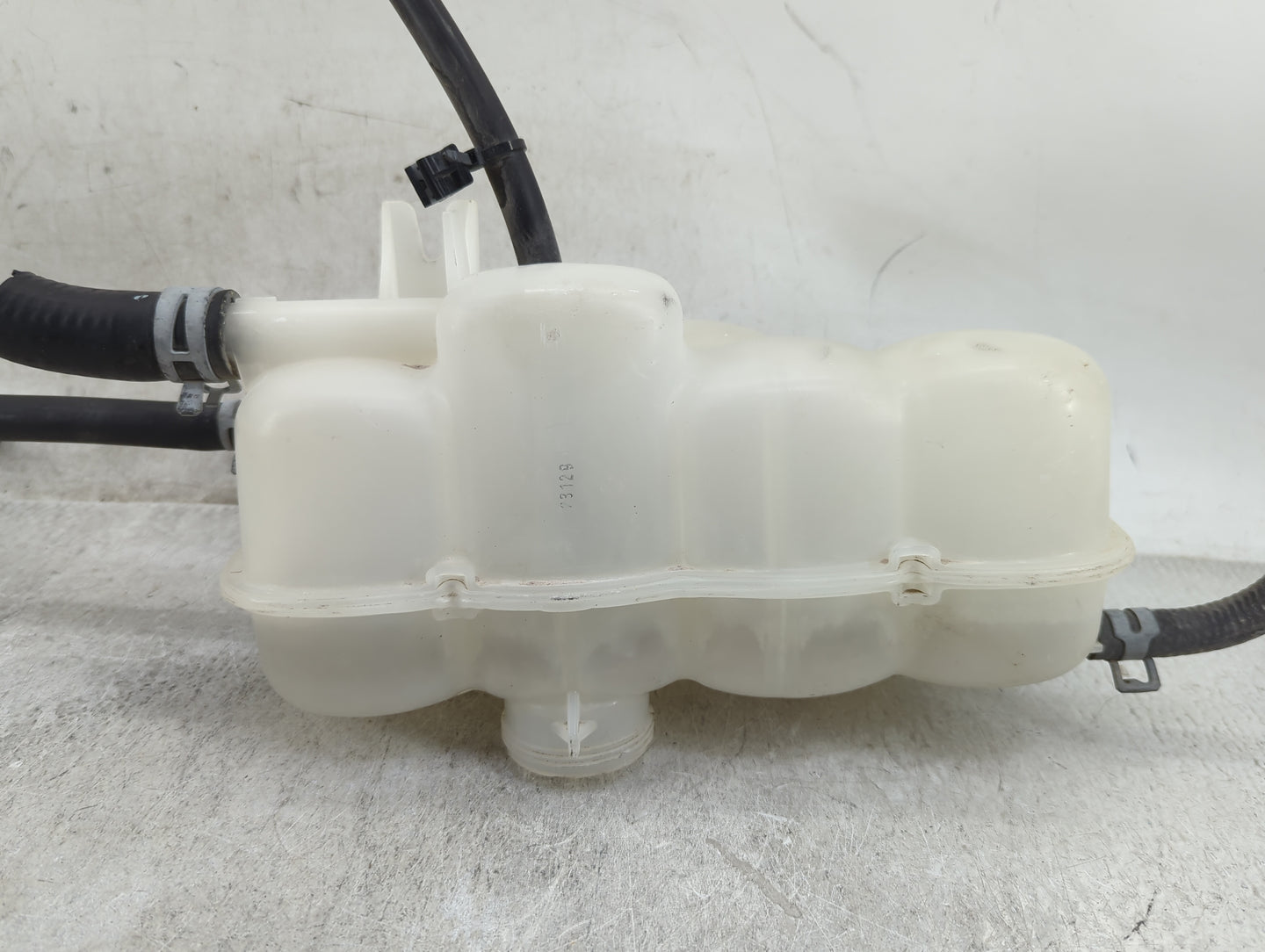2014-2018 Ram 1500 Radiator Coolant Overflow Expansion Tank Bottle - Oemusedautoparts1.com