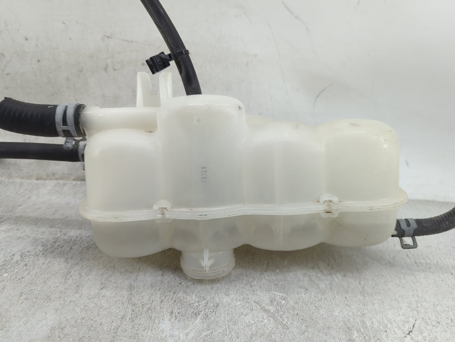 2014-2018 Ram 1500 Radiator Coolant Overflow Expansion Tank Bottle - Oemusedautoparts1.com