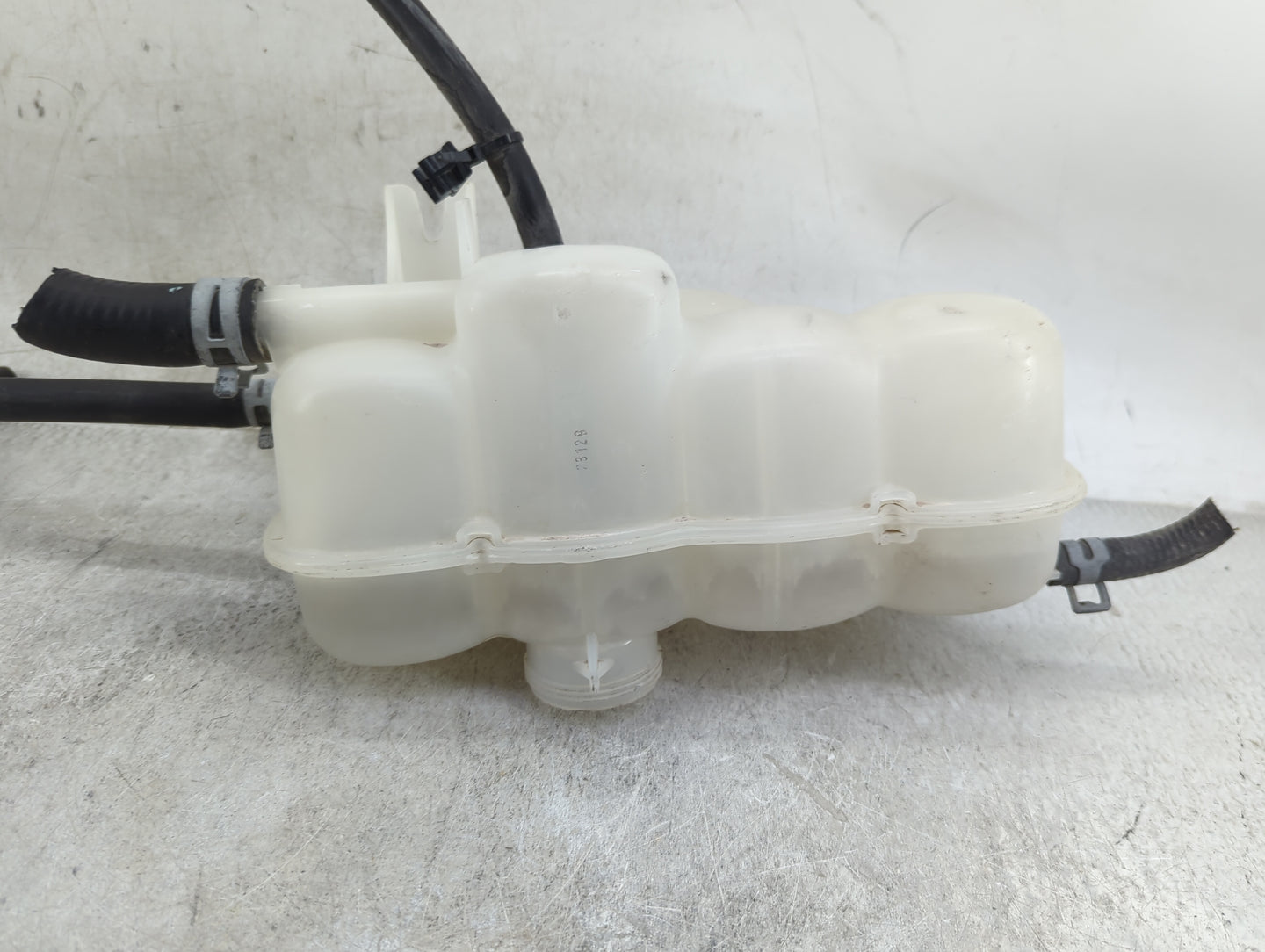 2014-2018 Ram 1500 Radiator Coolant Overflow Expansion Tank Bottle - Oemusedautoparts1.com