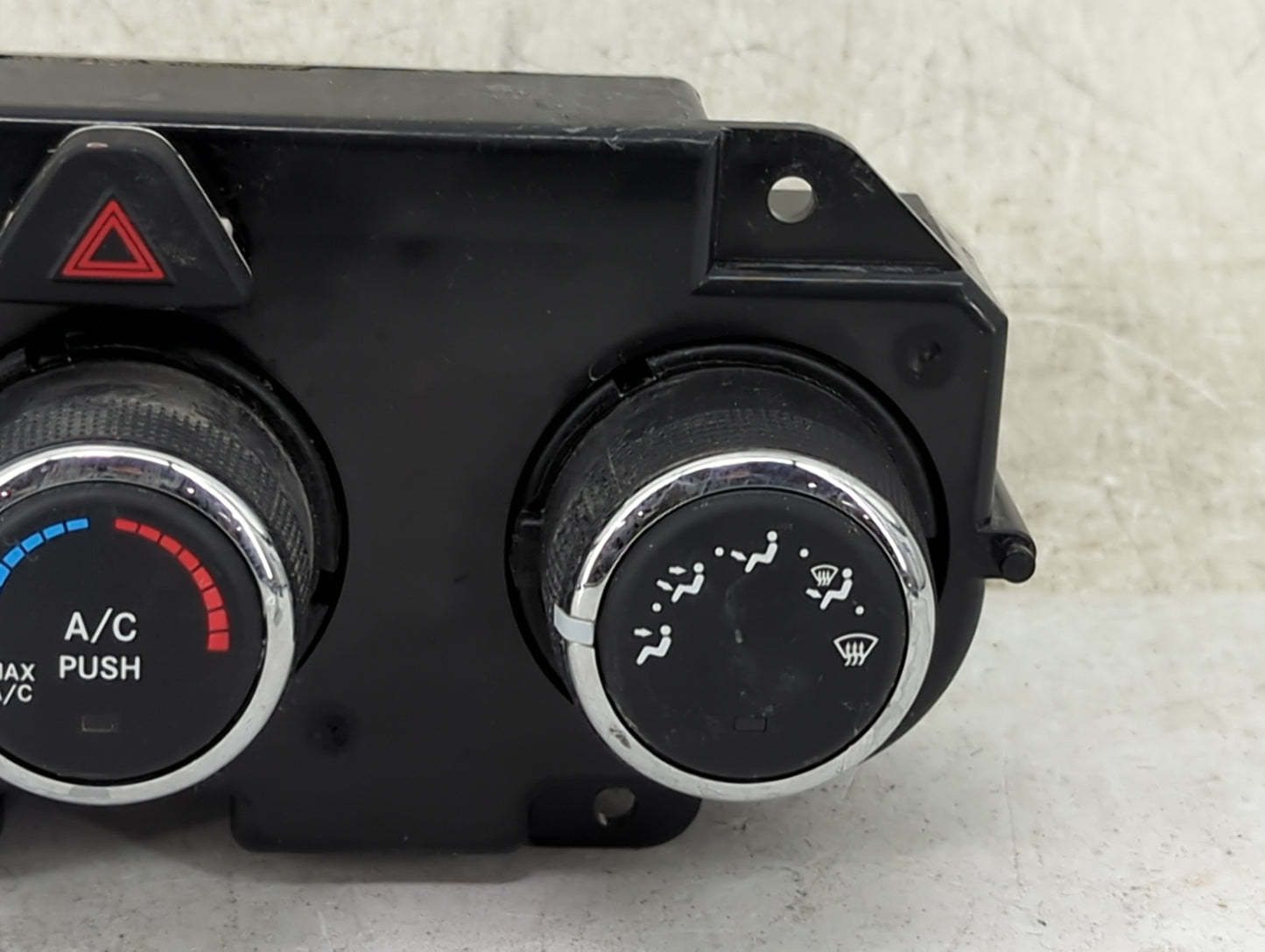 2013-2022 Ram 1500 Climate Control Module Temperature AC/Heater Replacement P/N:P68186218AC Fits OEM Used Auto Parts - Oemus