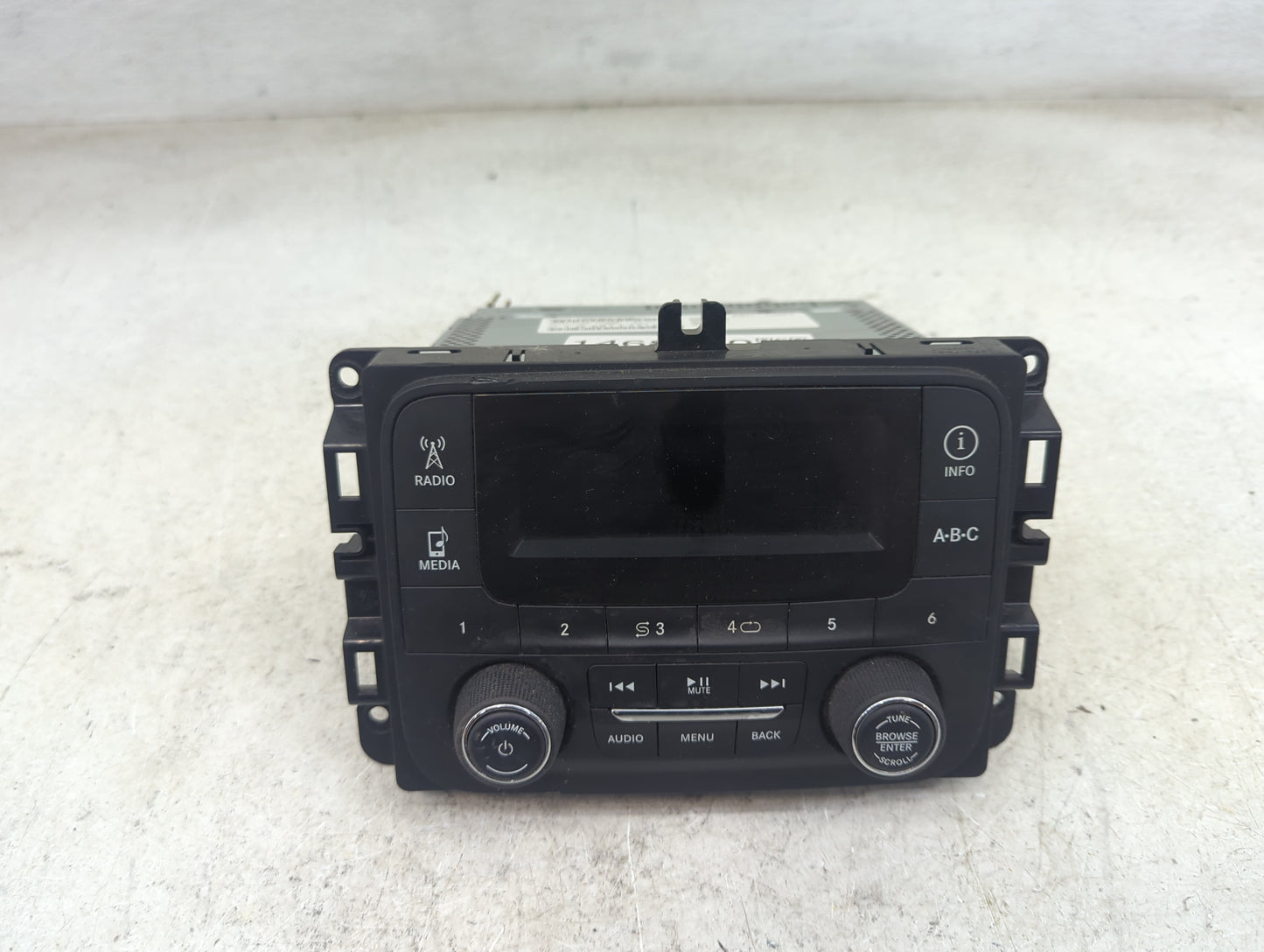 2015-2016 Ram 1500 Radio AM FM Cd Player Receiver Replacement P/N:P68245816AD TVPQN166513T7F, A2C9402000200 Fits Fits 2015 2