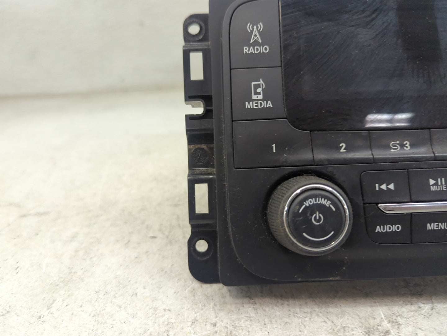 2015-2016 Ram 1500 Radio AM FM Cd Player Receiver Replacement P/N:P68245816AD TVPQN166513T7F, A2C9402000200 Fits Fits 2015 2