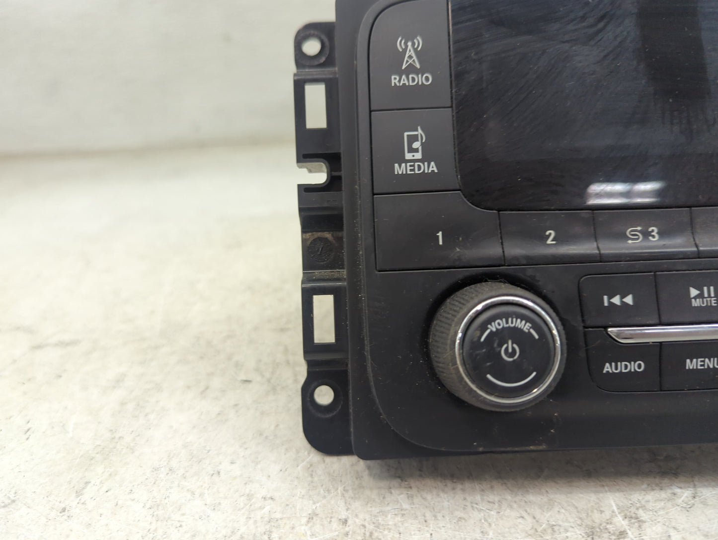 2015-2016 Ram 1500 Radio AM FM Cd Player Receiver Replacement P/N:P68245816AD TVPQN166513T7F, A2C9402000200 Fits Fits 2015 2