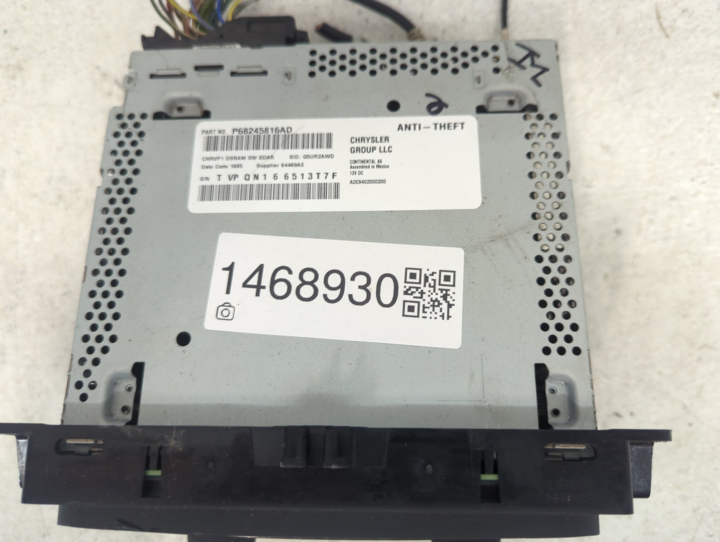 2015-2016 Ram 1500 Radio AM FM Cd Player Receiver Replacement P/N:P68245816AD TVPQN166513T7F, A2C9402000200 Fits Fits 2015 2