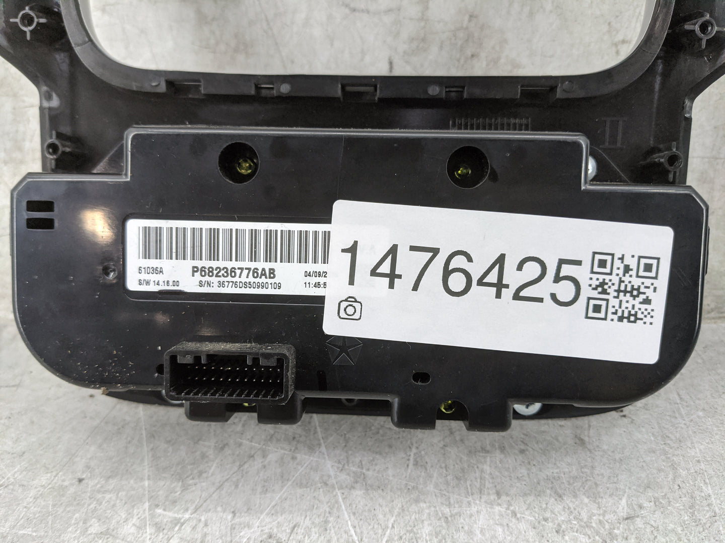 2015 Ram 1500 Climate Control Module Temperature AC/Heater Replacement P/N:P68236776AB Fits OEM Used Auto Parts - Oemusedaut