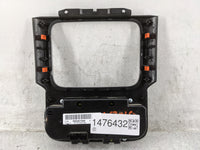 2015 Ram 1500 Radio AM FM Cd Player Receiver Replacement P/N:P68236776AB Fits OEM Used Auto Parts - Oemusedautoparts1.com