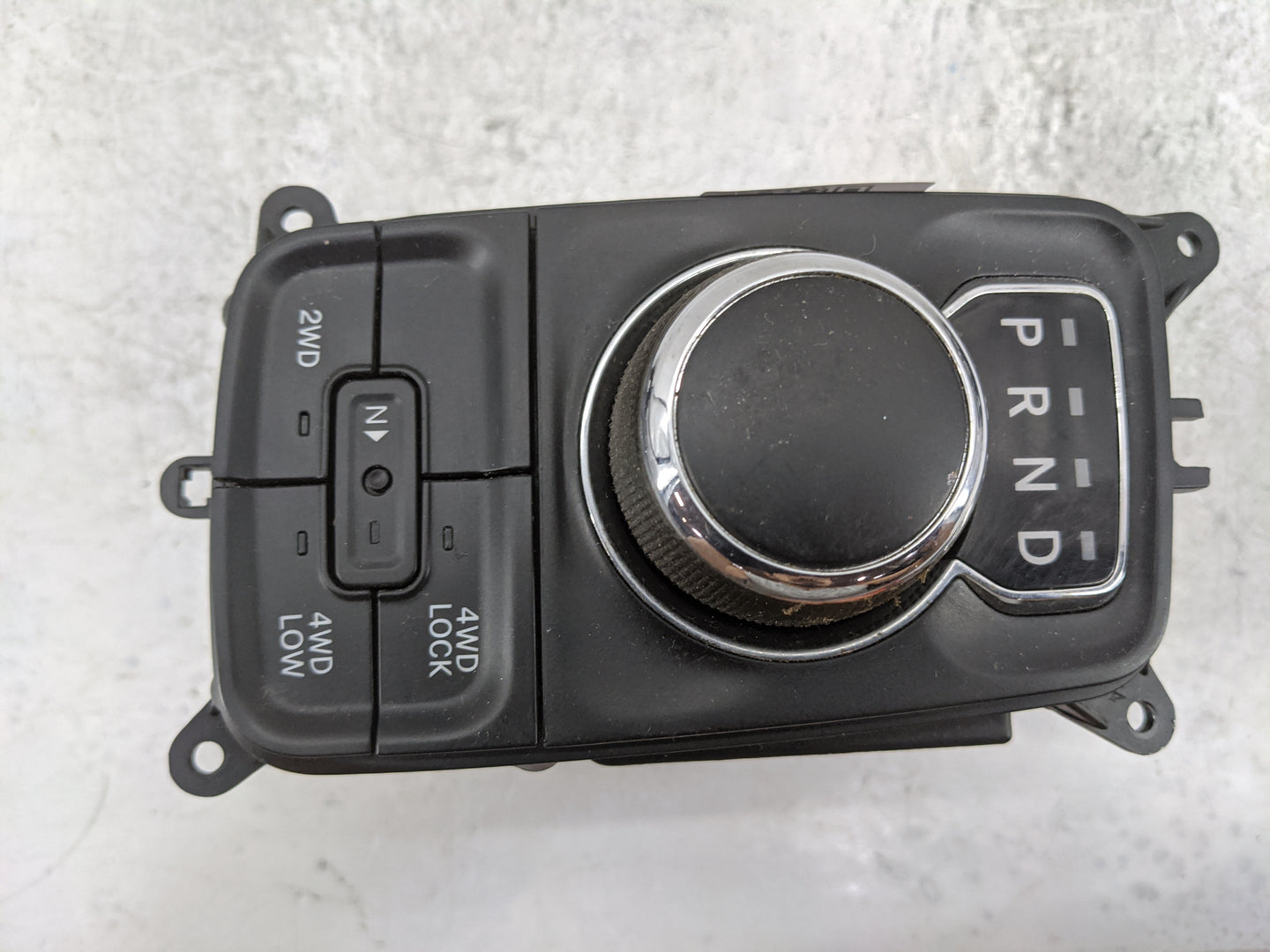 2015 Ram 1500 Floor Console Assembly Shifter - Oemusedautoparts1.com