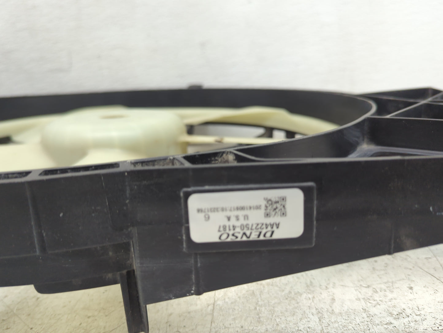 2011-2022 Ram 1500 Electric Radiator Cooling Fan Motor Assembly P/N:268000-9013 AA42Z750-4187 Fits OEM Used Auto Parts - Oem