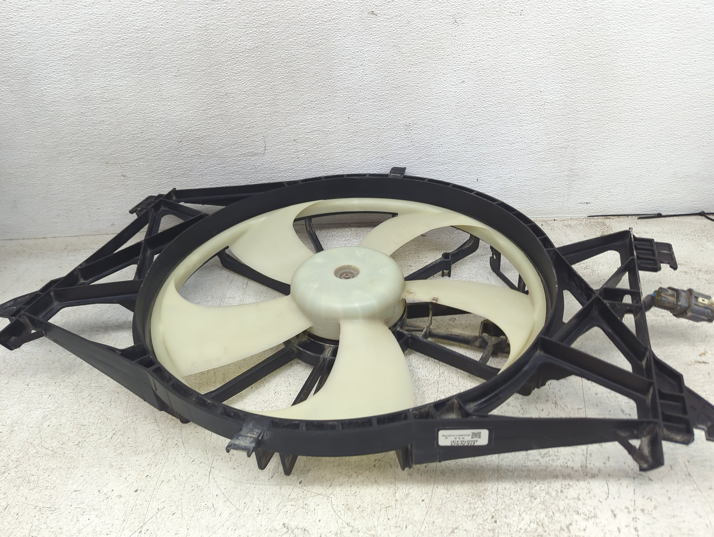 2011-2022 Ram 1500 Electric Radiator Cooling Fan Motor Assembly P/N:268000-9013 AA42Z750-4187 Fits OEM Used Auto Parts - Oem