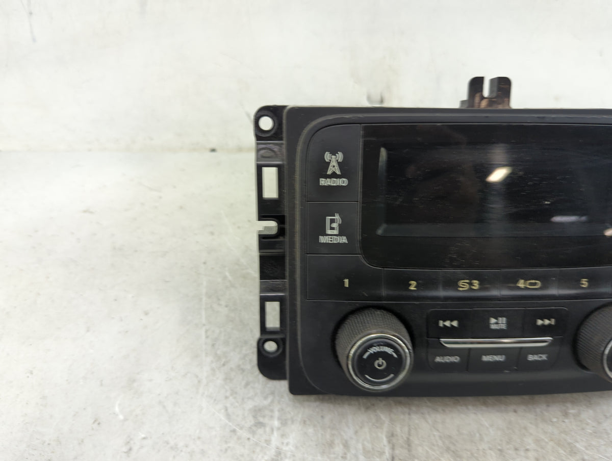 2015-2016 Ram 1500 Radio AM FM Cd Player Receiver Replacement P/N:P68245816AC Fits 2015 2016 OEM Used Auto Parts - Oemusedau