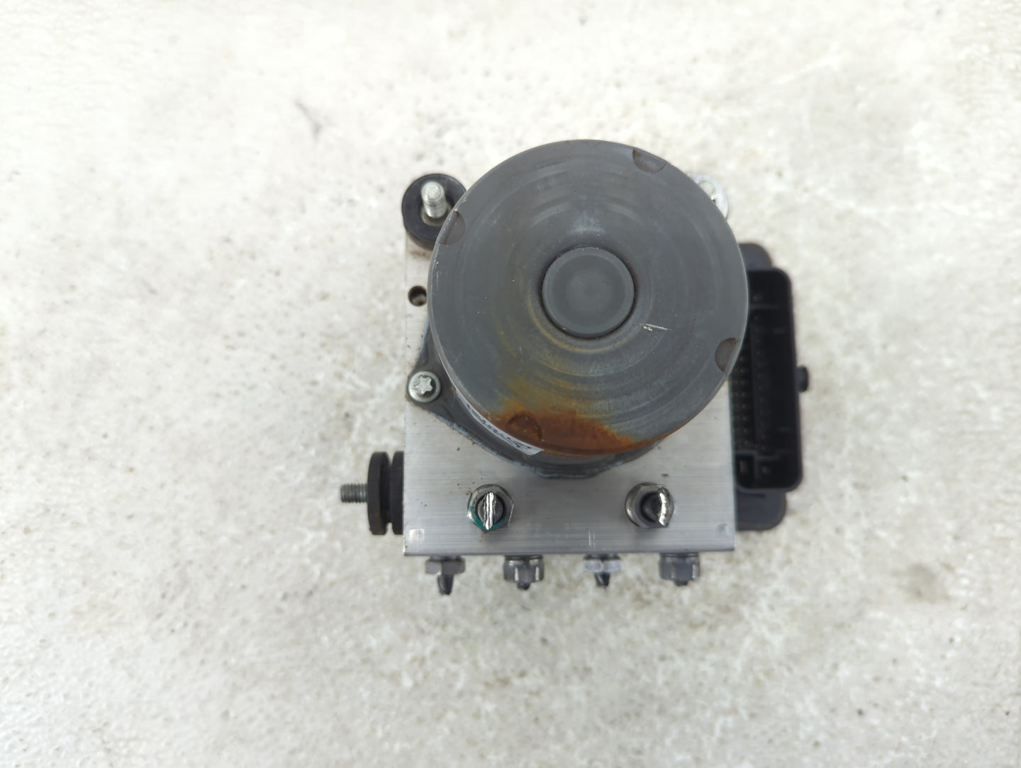 2014-2015 Ram Promaster 2500 ABS Pump Control Module Replacement P/N:53341493 Fits Fits 2014 2015 OEM Used Auto Parts - Oemu