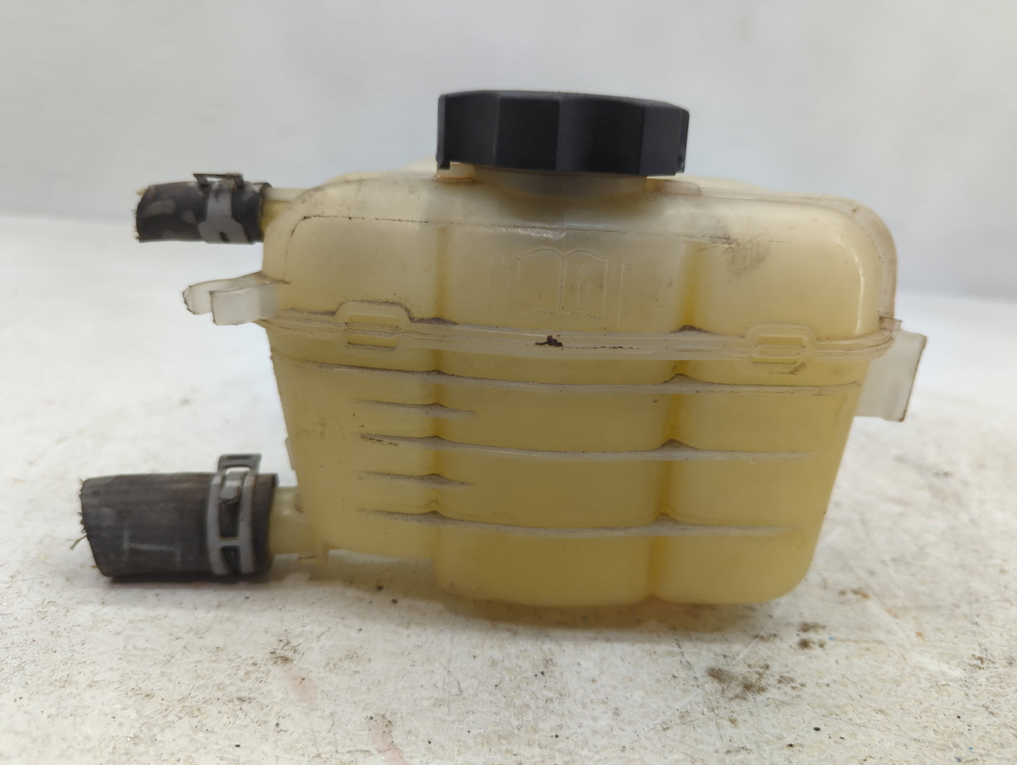 2015 Saturn Astra Radiator Coolant Overflow Expansion Tank Bottle - Oemusedautoparts1.com