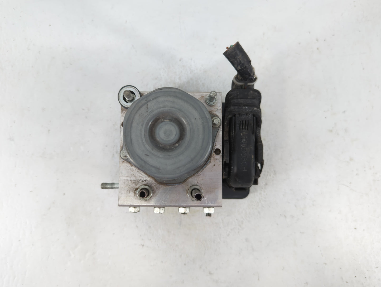 2015 Scion Fr-S ABS Pump Control Module Replacement P/N:27536CA020 Fits OEM Used Auto Parts - Oemusedautoparts1.com