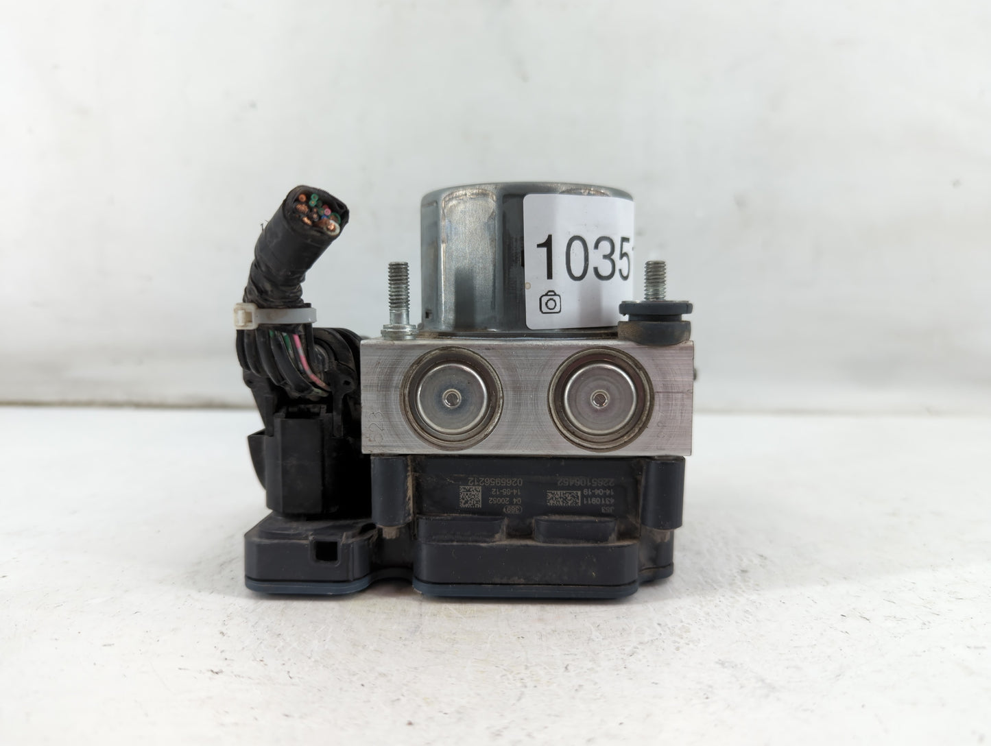 2015 Scion Fr-S ABS Pump Control Module Replacement P/N:27536CA020 Fits OEM Used Auto Parts - Oemusedautoparts1.com