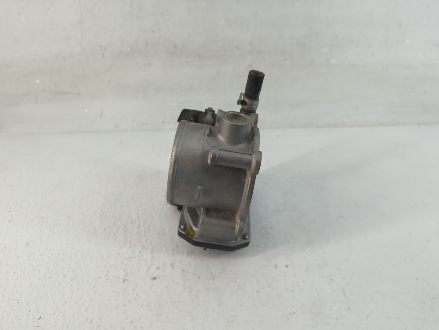 2013-2016 Scion Fr-S Throttle Body P/N:16112AA400 Fits Fits 2013 2014 2015 2016 2017 2018 2019 2020 OEM Used Auto Parts - Oe