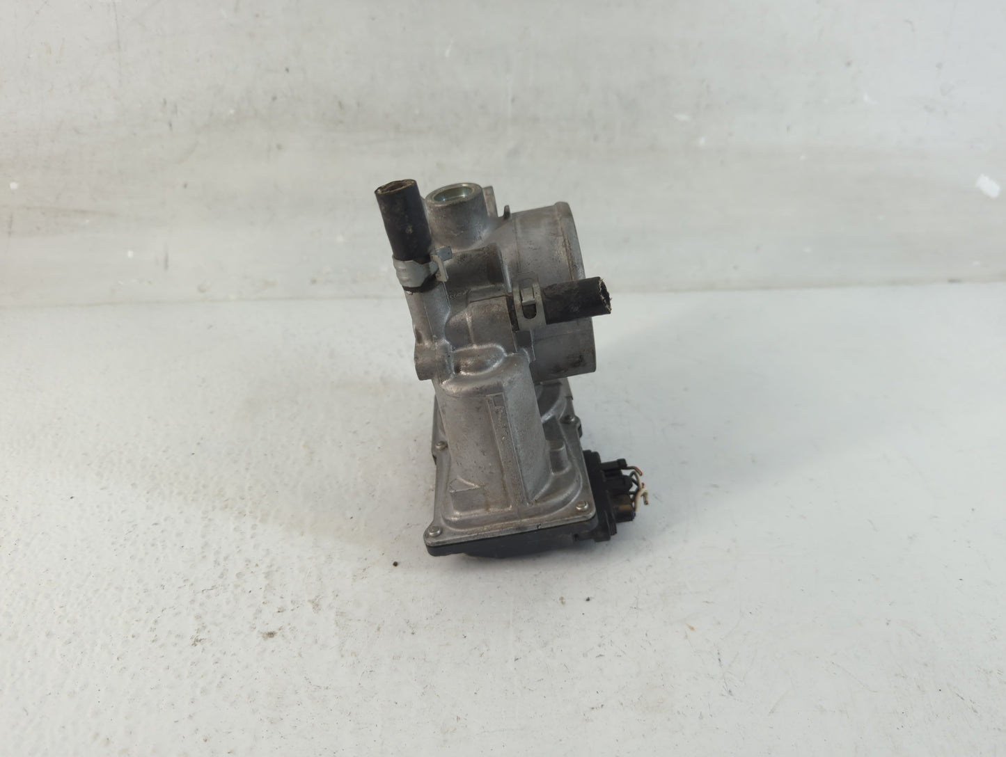 2013-2016 Scion Fr-S Throttle Body P/N:16112AA400 Fits Fits 2013 2014 2015 2016 2017 2018 2019 2020 OEM Used Auto Parts - Oe