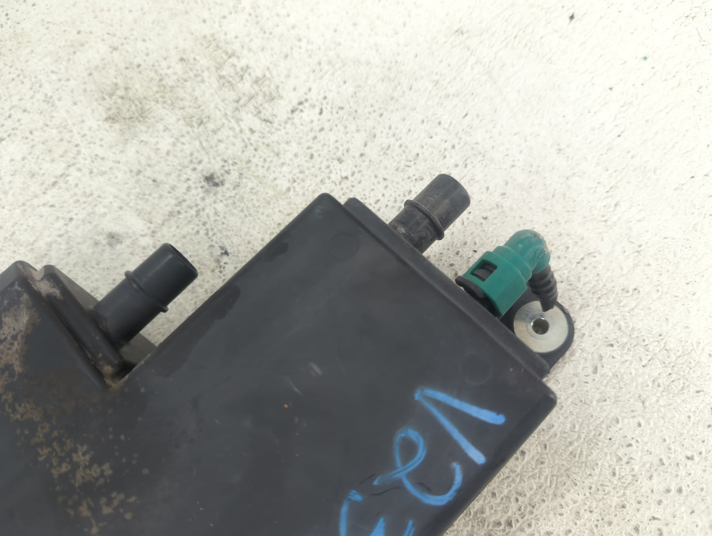 2015 Scion Fr-s Fuel Vapor Charcoal Canister - Oemusedautoparts1.com