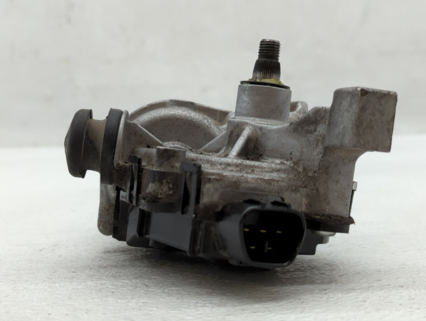 2013-2016 Scion Fr-S Front Windshield Wiper Motor P/N:159300-6770 86511CA030 Fits Fits 2013 2014 2015 2016 2017 2018 2019 20