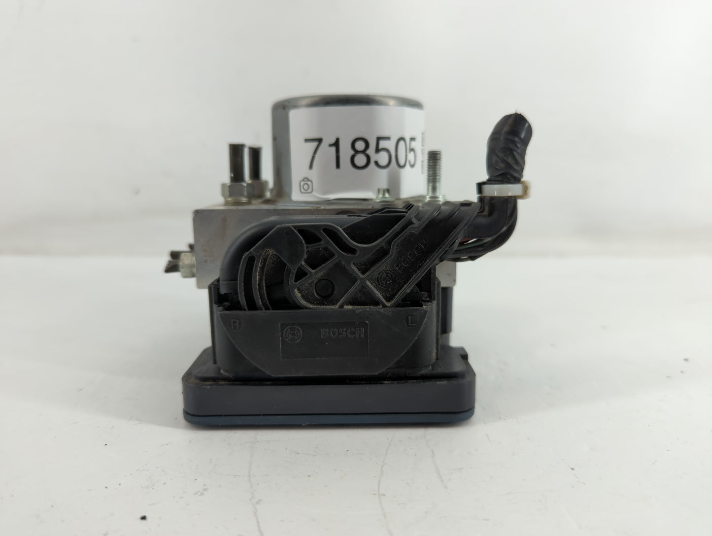 2015 Scion Fr-S ABS Pump Control Module Replacement P/N:269 535 27536CA020 Fits OEM Used Auto Parts - Oemusedautoparts1.com