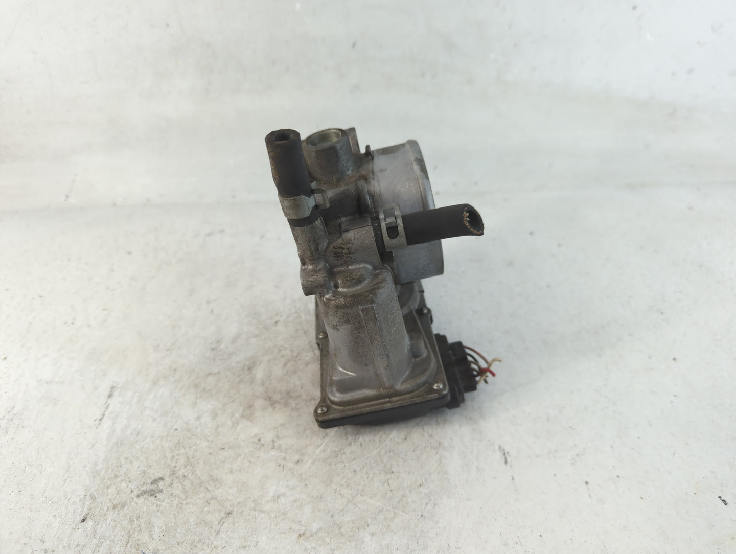 2013-2016 Scion Fr-S Throttle Body P/N:16112AA400 Fits Fits 2013 2014 2015 2016 2017 2018 2019 2020 OEM Used Auto Parts - Oe