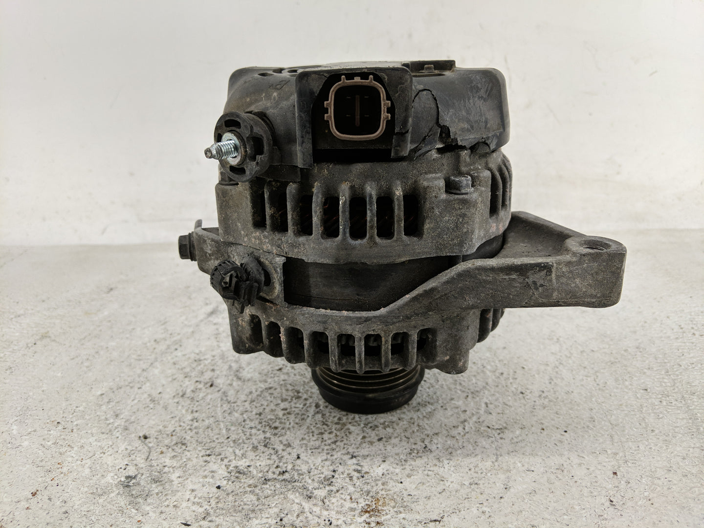 2011-2016 Scion Tc Alternator Replacement Generator Charging Assembly Engine OEM P/N:27060-36011 Fits OEM Used Auto Parts - 
