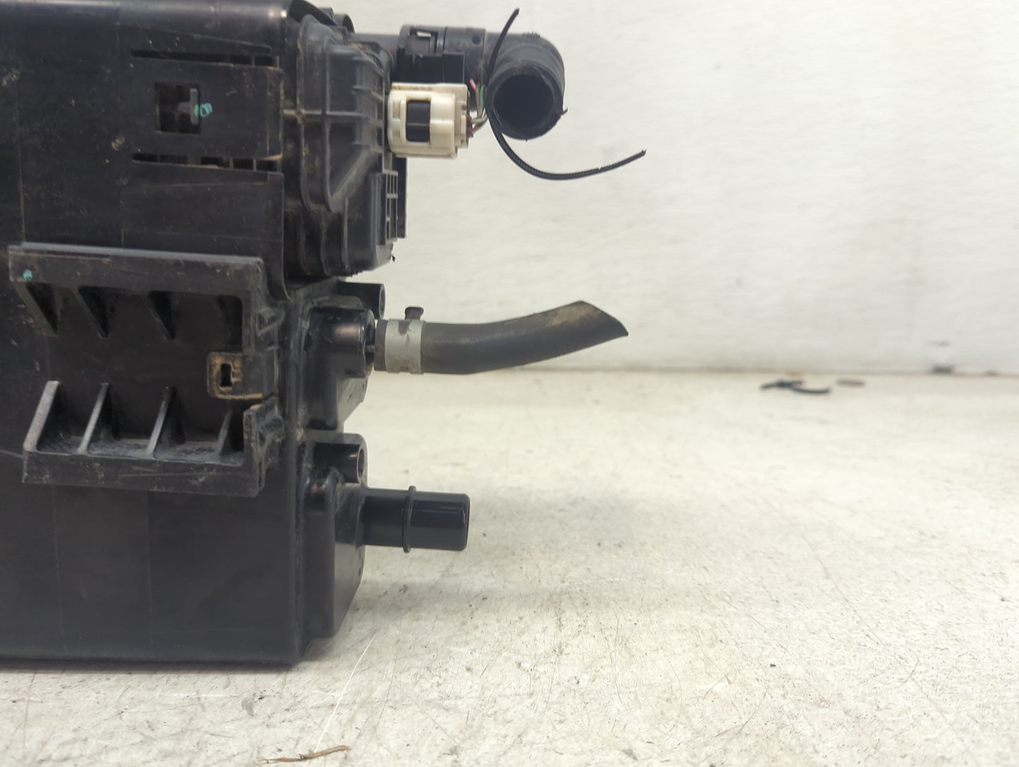2015 Scion Tc Fuel Vapor Charcoal Canister - Oemusedautoparts1.com