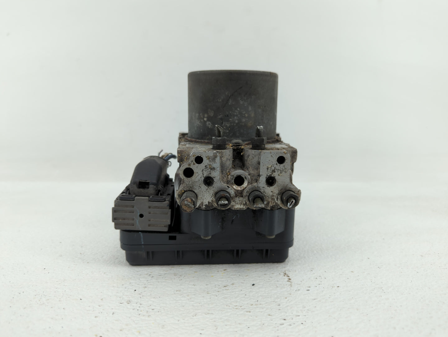 2014-2016 Scion Tc ABS Pump Control Module Replacement P/N:44540-21060 133000-2680, 89541-21120 Fits Fits 2014 2015 2016 OEM