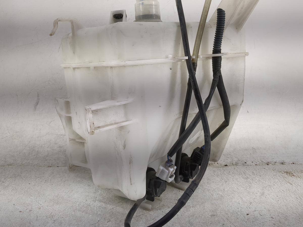 2008-2015 Scion Xb Windshield Washer Fluid Reservoir Bottle Oem 1459900 - Oemusedautoparts1.com