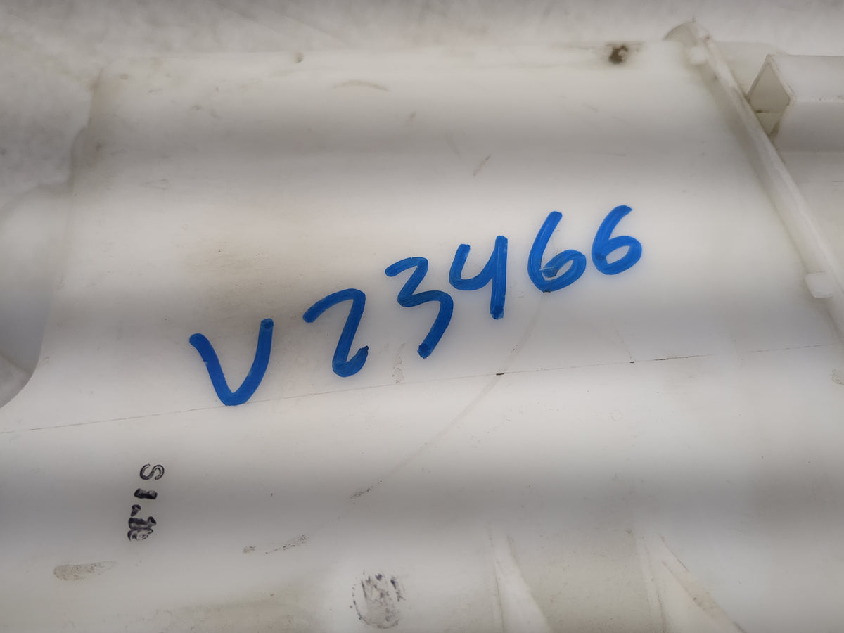 2008-2015 Scion Xb Windshield Washer Fluid Reservoir Bottle Oem 1459900 - Oemusedautoparts1.com