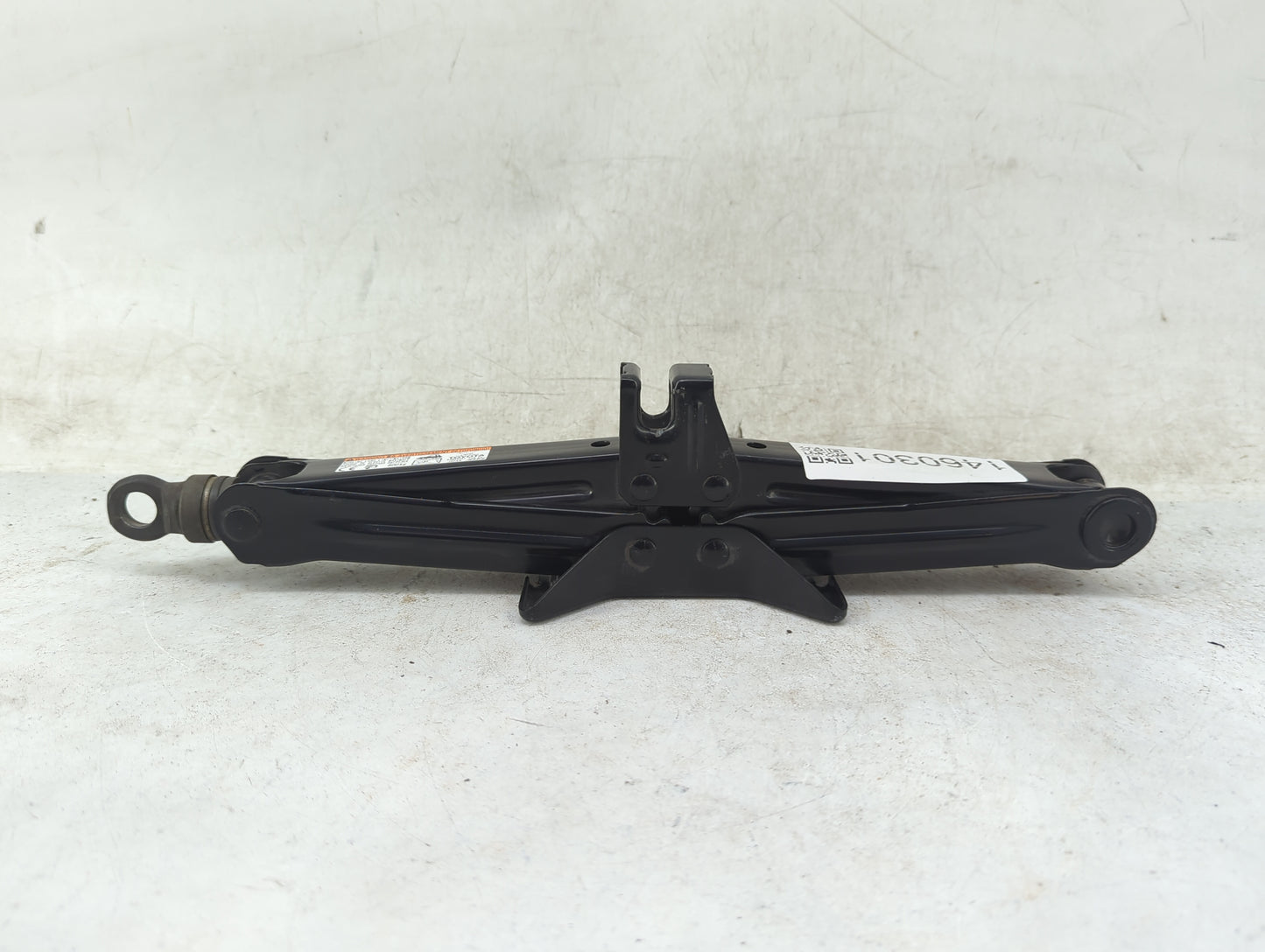 2015 Scion Xb Spare Scissor Car Jack Black 1460301 - Oemusedautoparts1.com