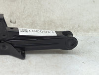 2015 Scion Xb Spare Scissor Car Jack Black 1460301 - Oemusedautoparts1.com