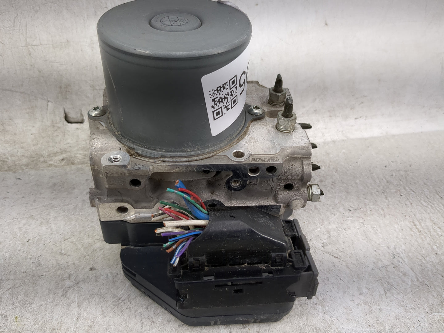 2013-2015 Scion Xb ABS Pump Control Module Replacement P/N:133800-5940 89541-12D30, 44540-12512 Fits Fits 2013 2014 2015 OEM