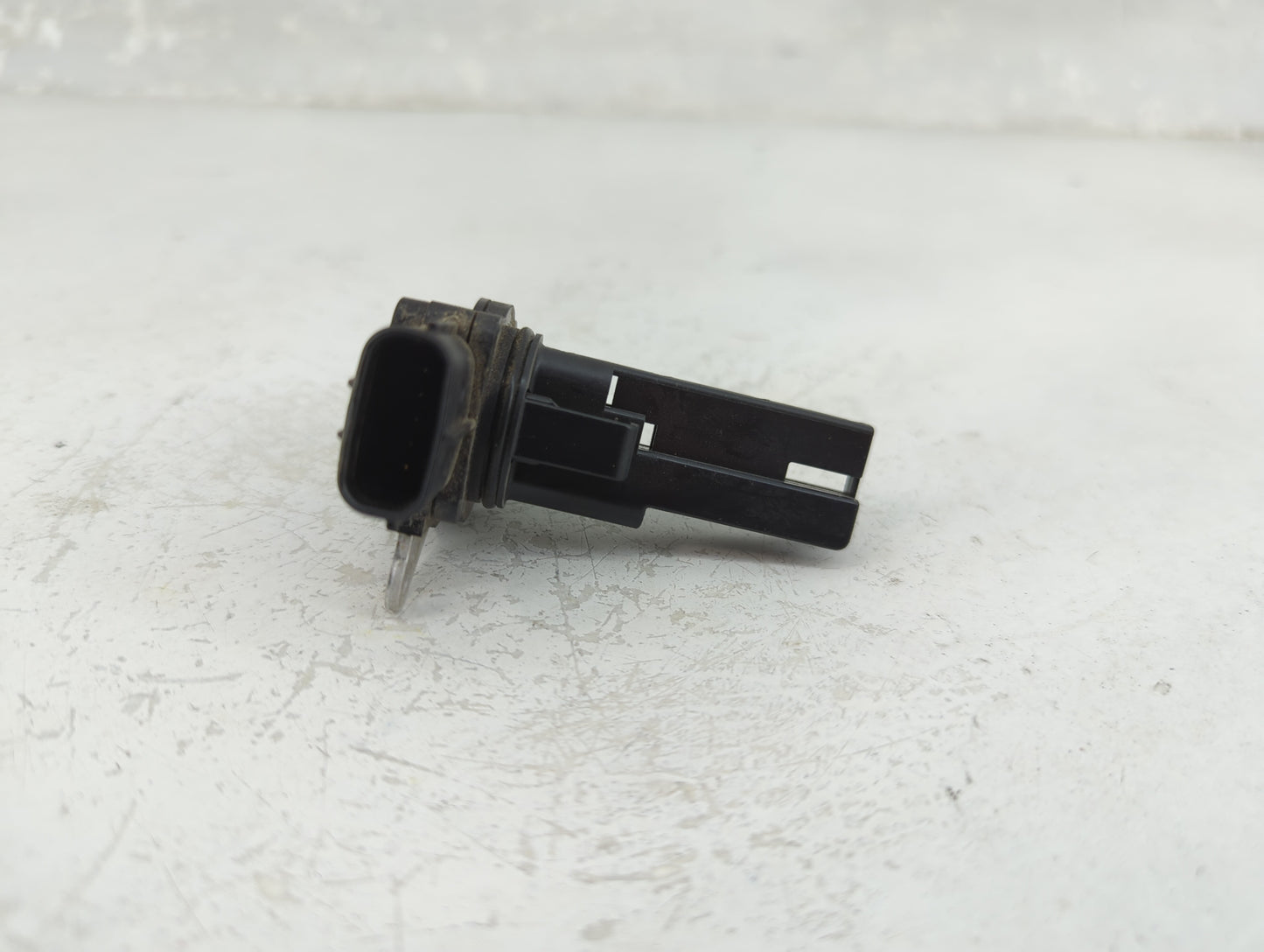 2008-2015 Scion Xb Mass Air Flow Meter Maf 1463605 - Oemusedautoparts1.com