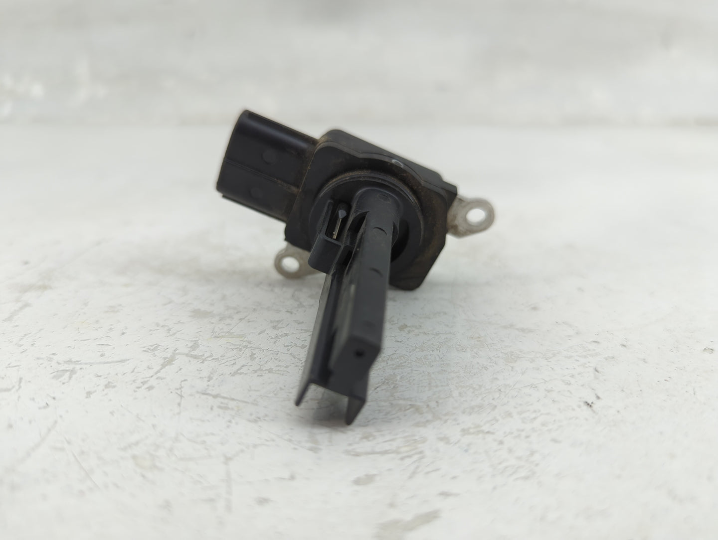 2008-2015 Scion Xb Mass Air Flow Meter Maf 1463605 - Oemusedautoparts1.com